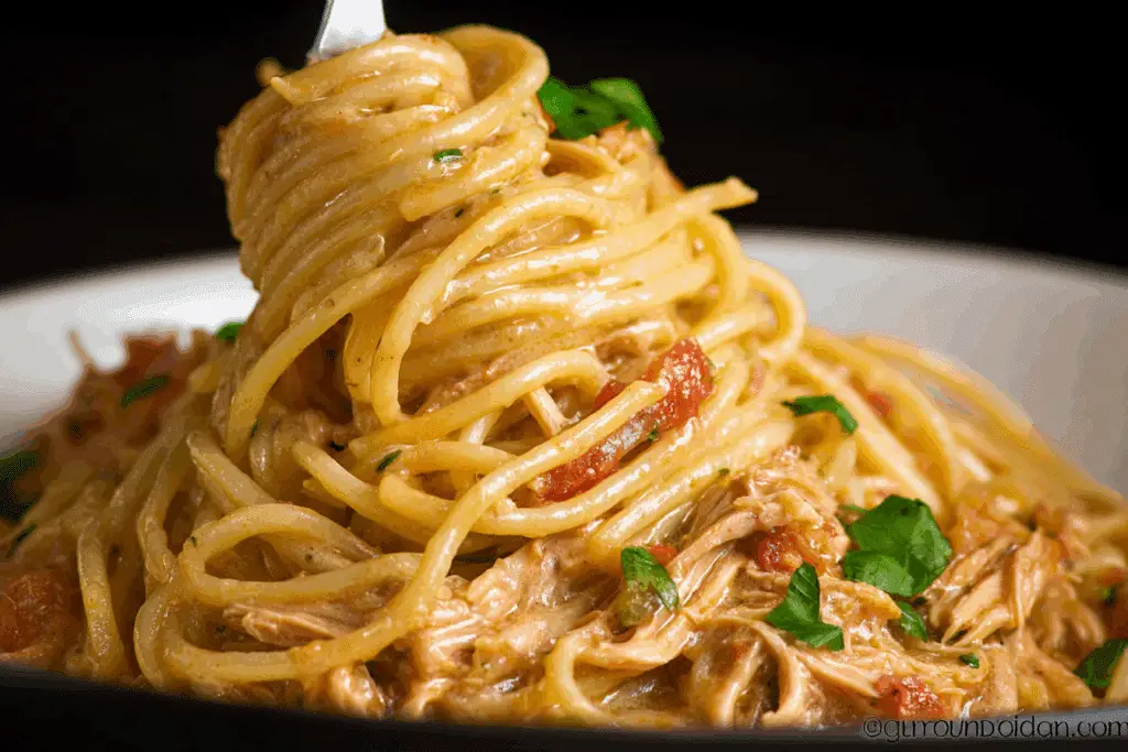 Easy CrockPot Chicken Spaghetti Recipe