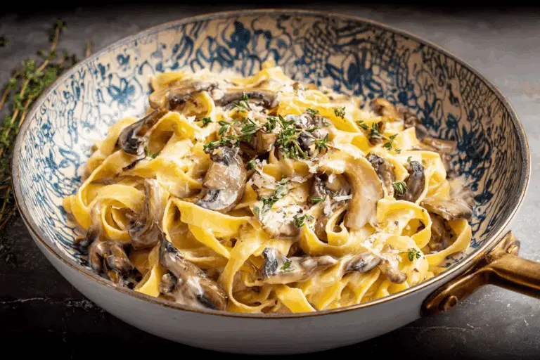 15-Minute Creamy Mushroom Tagliatelle